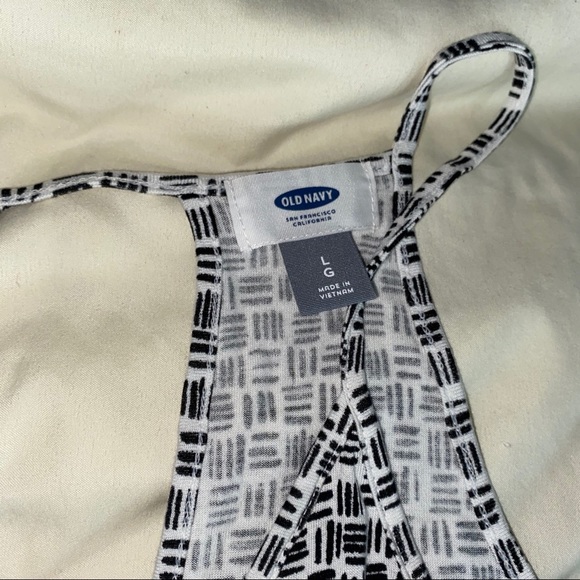 Patterned Tank Top - Picture 3 of 4